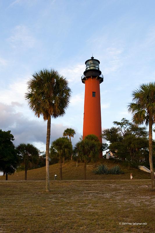 20090221_201334 D200 P1 2400x3600 srgb.jpg - Jupitor Lighthouse commenced operations in 1860